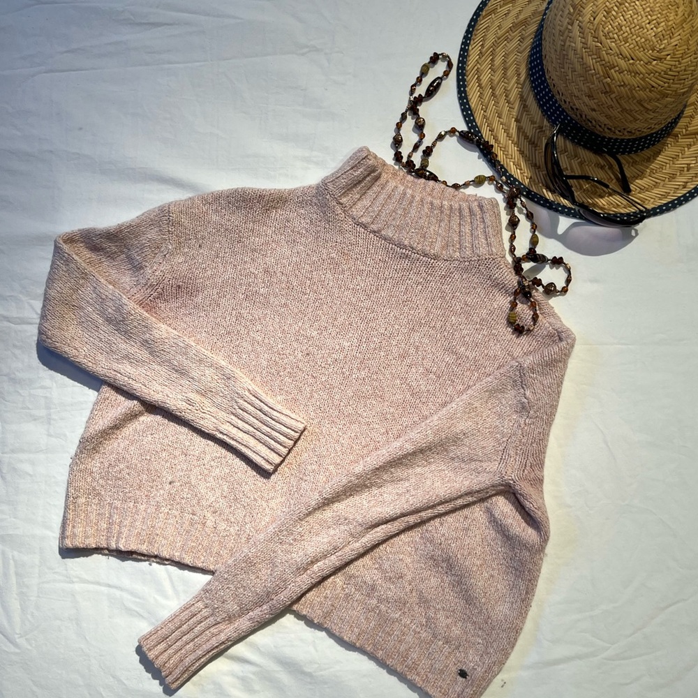 American Eagle Crop Turtleneck sweater. Dusty rose. Sz Sm